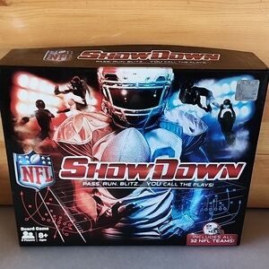 NEW. NFL Show Down Pass, Run, Blitz..You Call The Plays! Board Game -